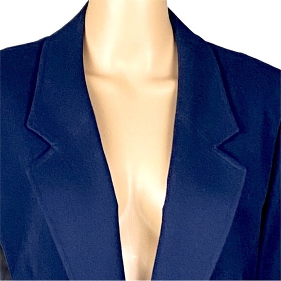 PENDLETON navy, Vintage, 100% Virgin Wool blazer with POCKETS. Size 18. EUC - Picture 2 of 13